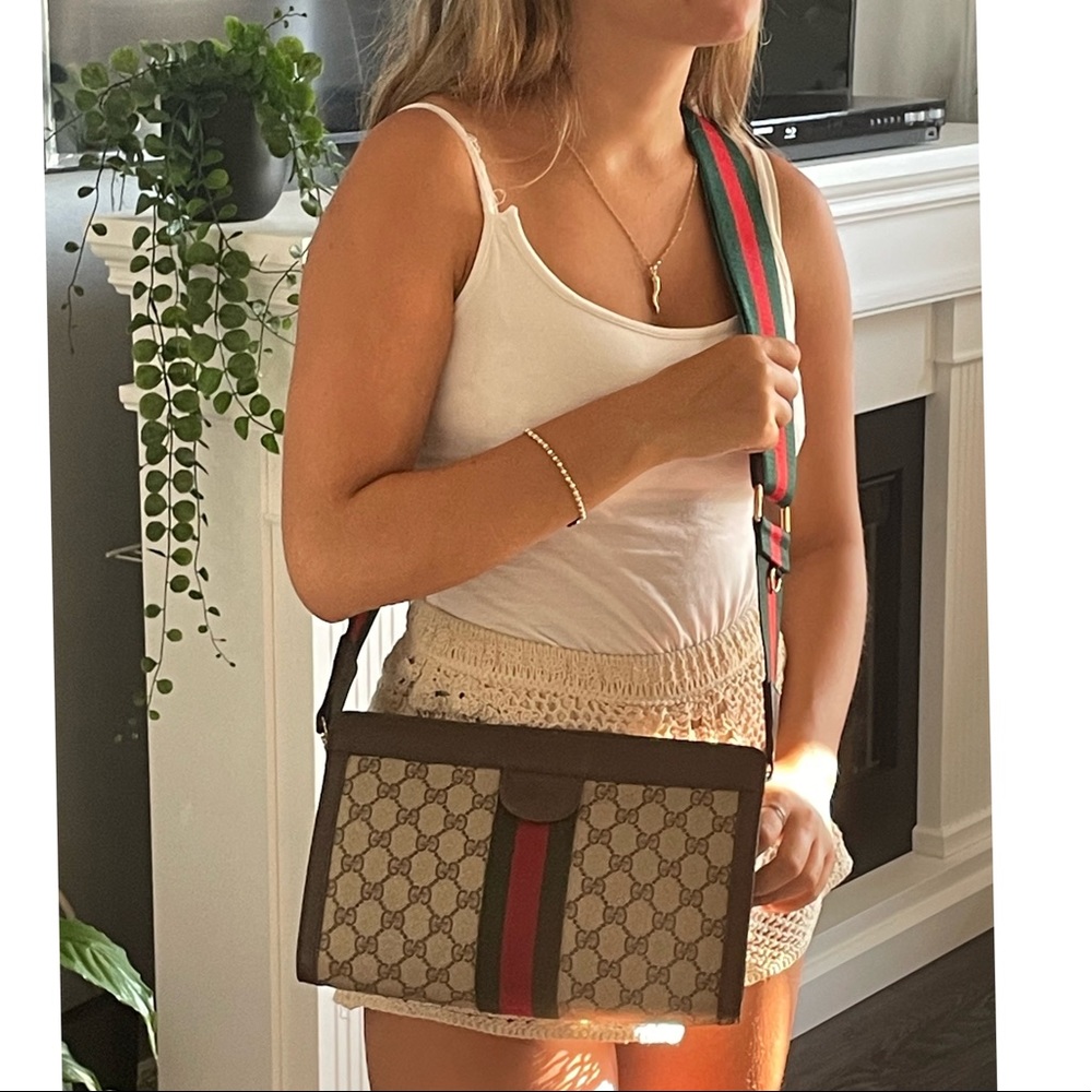 Gucci GG Sherry Line Signature Shoulder/Crossbody Bag